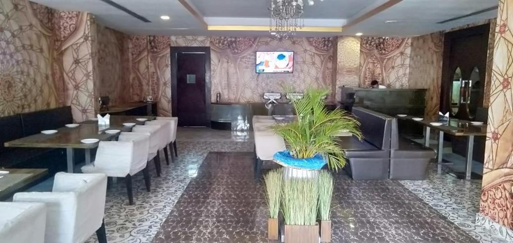 Hotel Patliputra Nirvana Patna  Zewnętrze zdjęcie