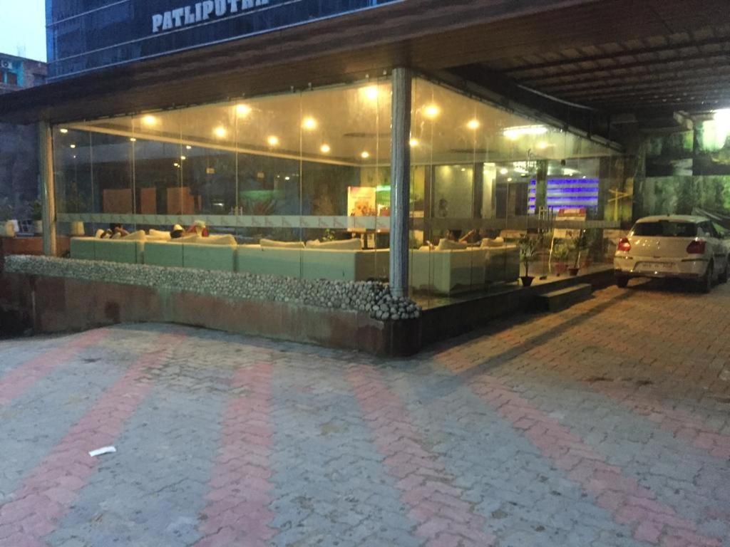 Hotel Patliputra Nirvana Patna  Zewnętrze zdjęcie