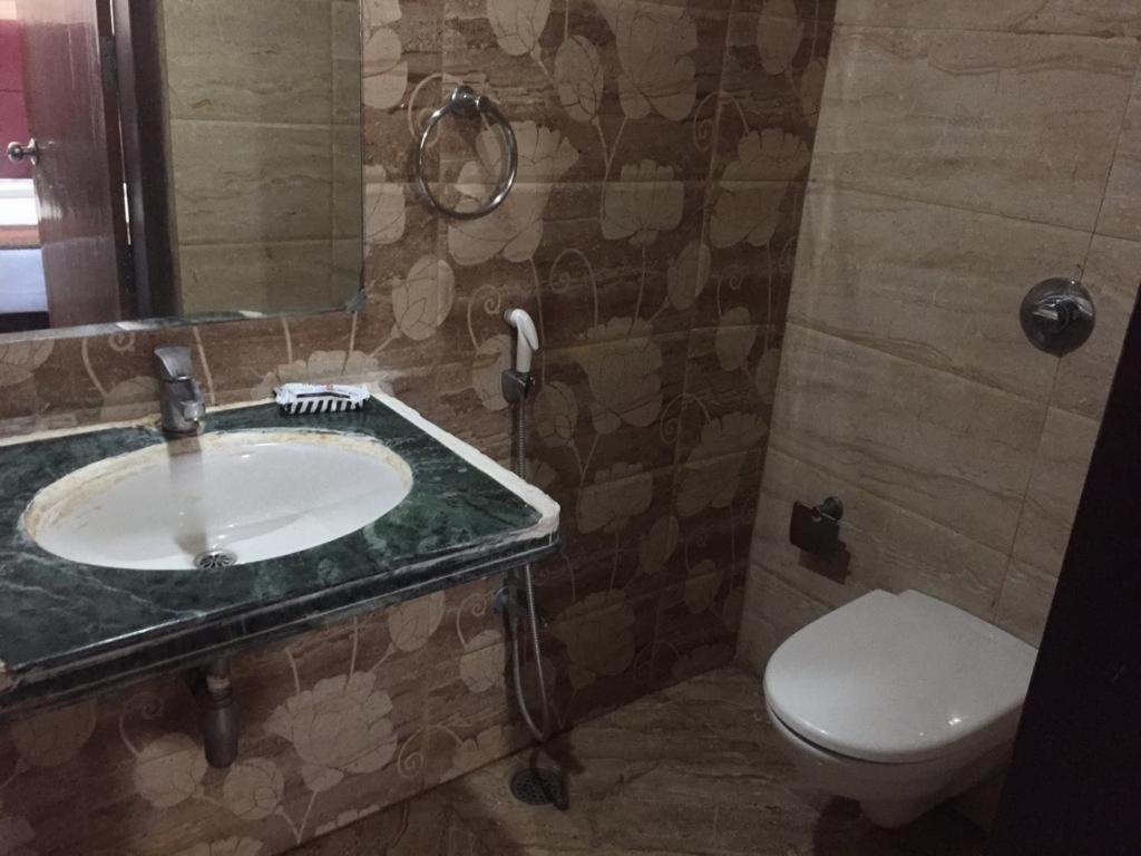 Hotel Patliputra Nirvana Patna  Zewnętrze zdjęcie